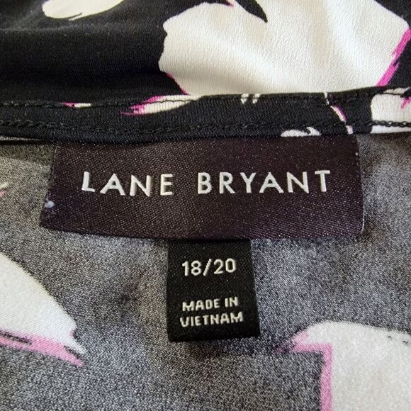 Lane Bryant Black Crossover Floral Fit & Flare Dress Sz 18/20 - Picture 7 of 9